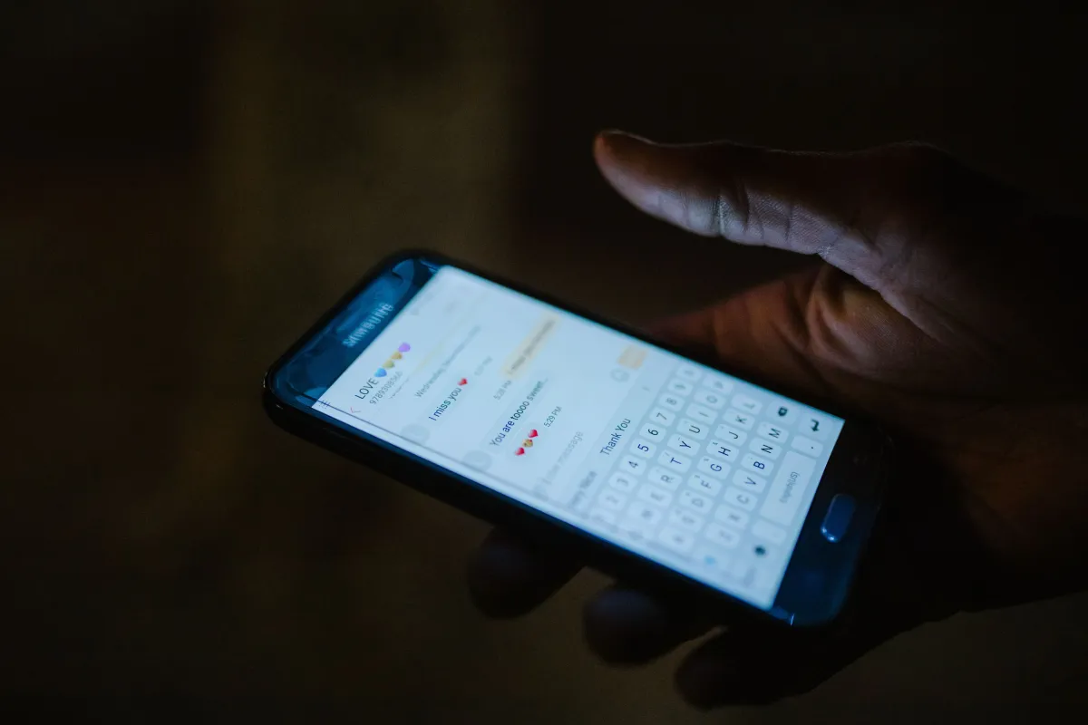 Politiske sms’er i valgkampen – hvad gælder for brugen af dine oplysninger?