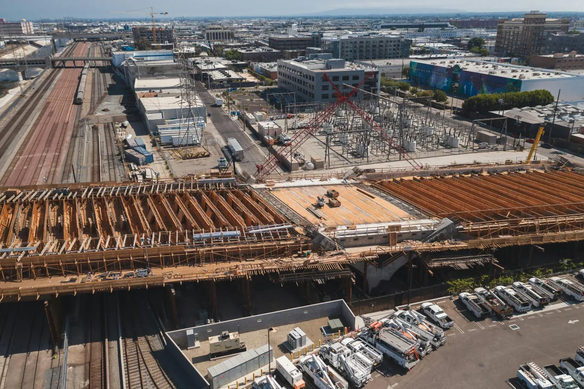 Ny vejledning fra Banedanmark og Dansk Infrastruktur skal sikre god entrepriseretlig praksis og god kommunikation mellem parterne