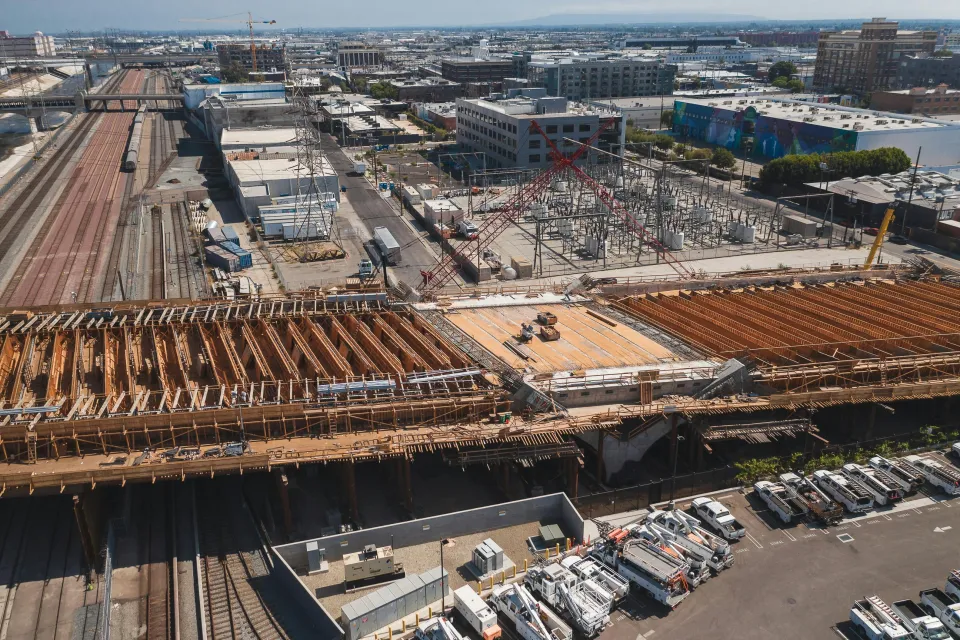 Ny vejledning fra Banedanmark og Dansk Infrastruktur skal sikre god entrepriseretlig praksis og god kommunikation mellem parterne