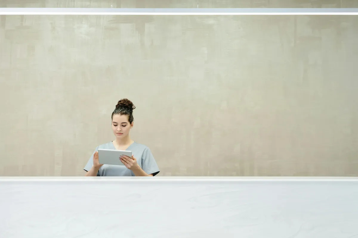 Ulovligt at give vikarer dårlige vilkår uanset overenskomst