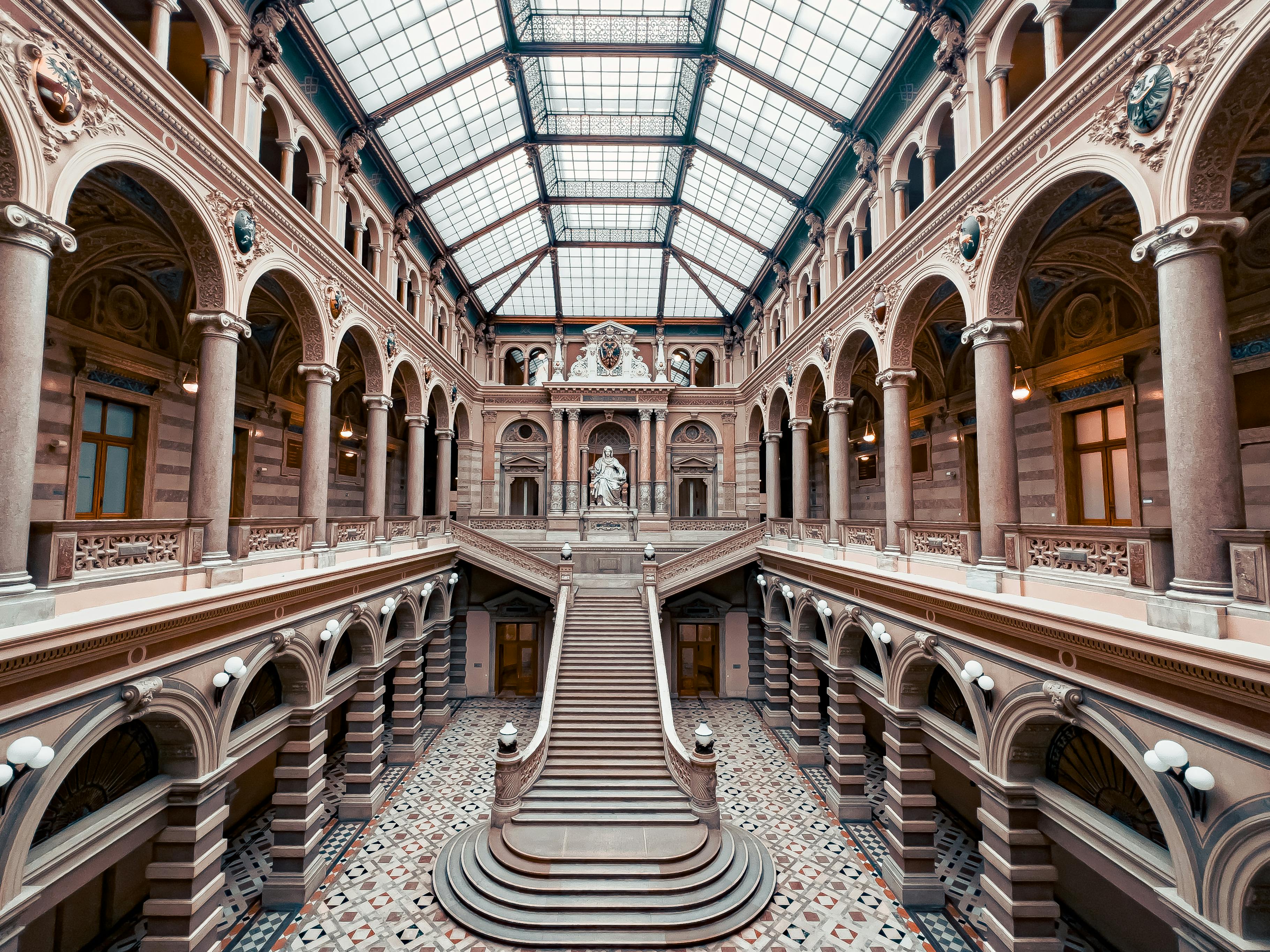 Advokatfirma skal betale erstatning